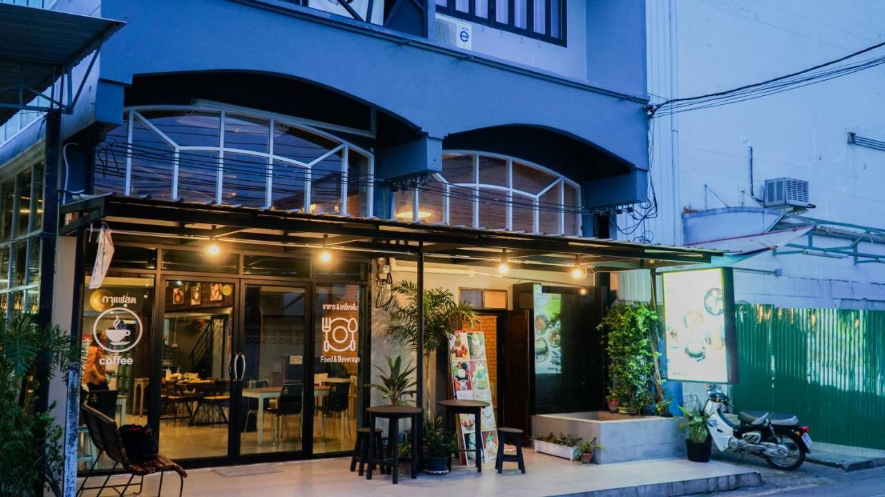 Nara Cafe And Hostel Μπανγκόκ Εξωτερικό φωτογραφία